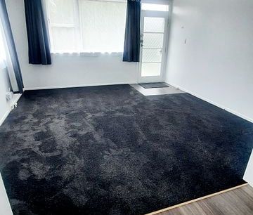 Charming 2BR Flat with Modern Touches - Photo 2