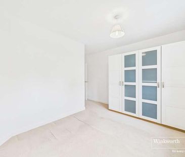 Sunningdale Gardens, London, NW9 - Photo 6