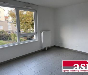 Studio récent avec balcon - Photo 1