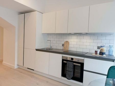 Studio to rent - Photo 3