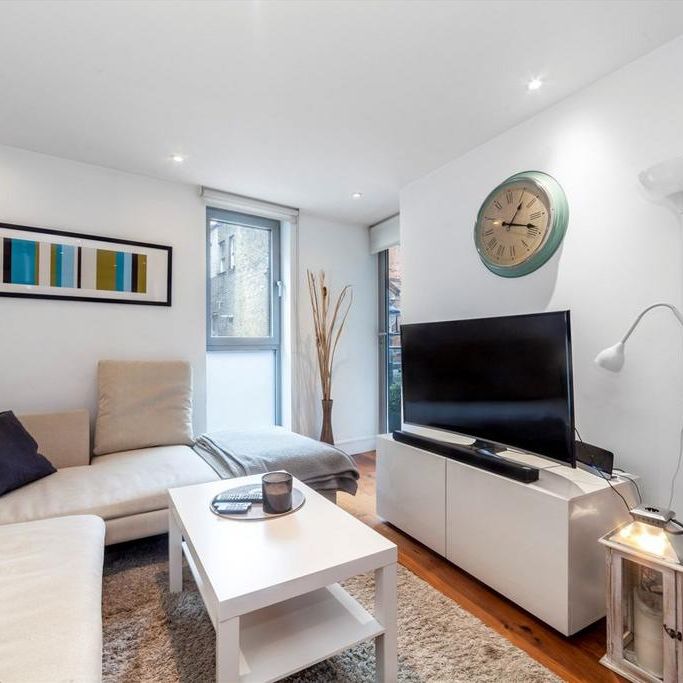1 bedroom flat to rent - Photo 1