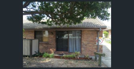 Neat & Tidy Two-Bedroom Unit in Convenient Beenleigh Location - Photo 5