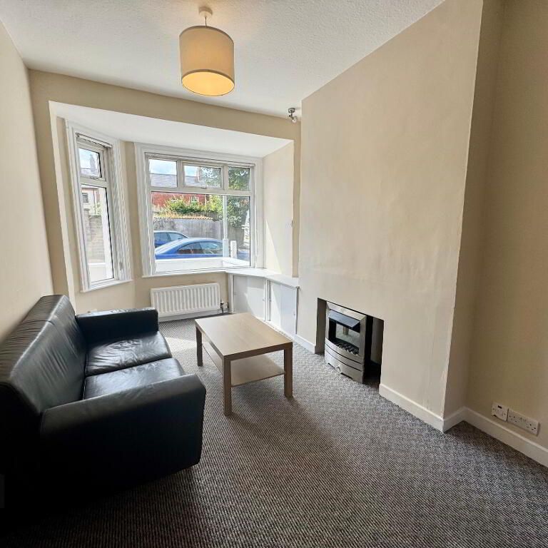 17 Ardenlee Drive, Belfast, BT6 8QL - Photo 1