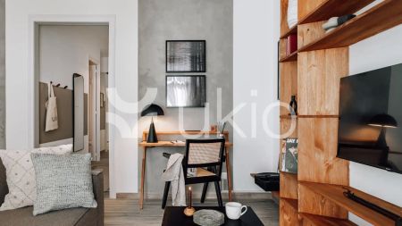 Apartamento de alquiler en Carrer de Nàpols, Sagrada Família - Photo 2