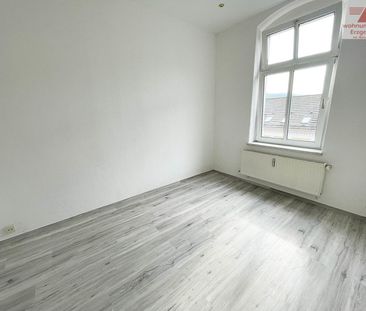 Moderne 1-Raum-Wohnung mit Einbauküche - Photo 3