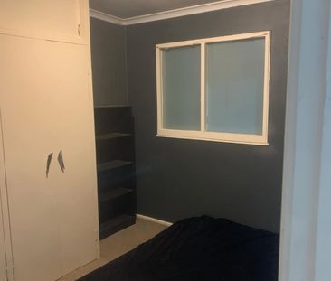 2/5 Leck St, Crestwood NSW 2620 - Apartment For Rent | Domain - Photo 2