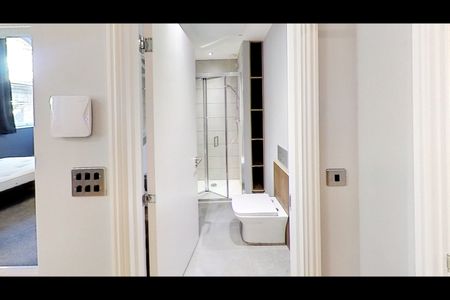 1 Bed Flat, Sutton Place, NG1 - Photo 5