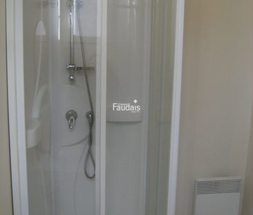 Location Appartement 1 pièce 28m² CONDE SUR VIRE 50890 - Photo 3