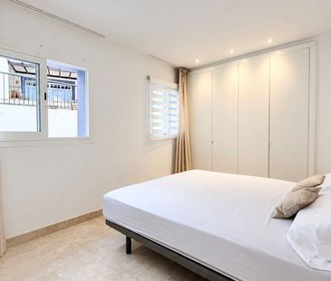Luxury penthouse for rent in Benahavís, Spain - Photo 5