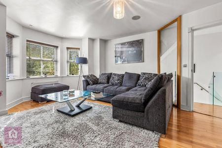 3 bedroom semi-detached house to rent - Photo 2