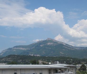 Location Appartement 4 pièces 46m² CHAMBERY 73000 - Photo 4