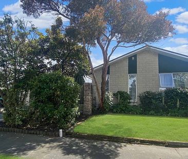 Ideal Family Home in Quiet Location - Photo 3