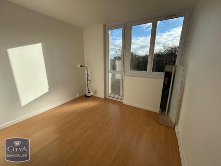Location Appartement 3 pièces 52m² NOISY LE GRAND 93160 - Photo 3