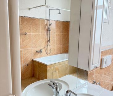 Zentrale 3-Z-Wohnung (frisch Renoviert & hell), VS-Villingen - Foto 1