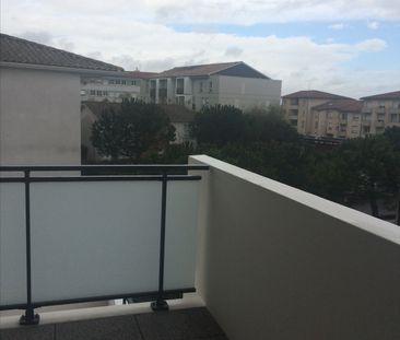 Location Appartement 3 pièces 64m² - Photo 4