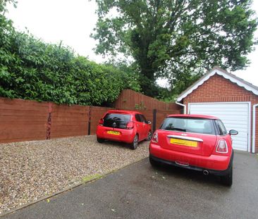 3 bedroom semi-detached house to rent - Photo 6