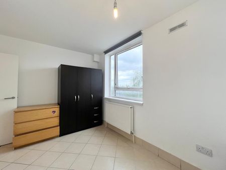 1 Bed Flat, London Road, SM4 - Photo 3