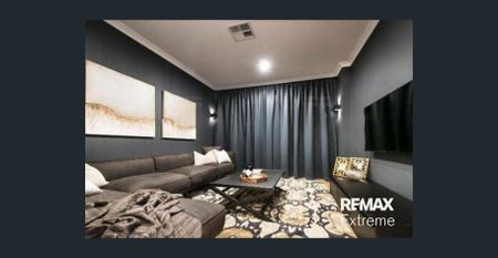 EX DISPLAY HOME! - Photo 2