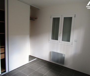 T3 de 47 m² au rez-de-chaussée clim. 1 place de parking. - Photo 4