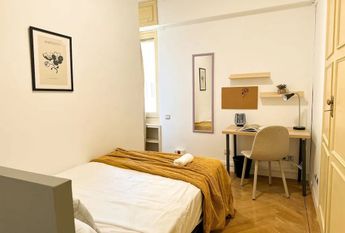 Calle de la Princesa, Madrid, Community of Madrid 28008