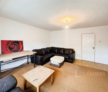 2 bedroom maisonette to rent Gospel Lane, Hall Green, Birmingham, W... - Photo 3