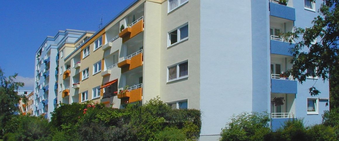 3-Zimmer-Wohnung mit separaten WC sucht Nachmieter //2.OG , Rechts - Photo 1