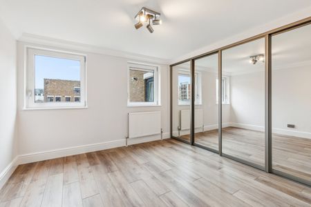 Molasses House, Clove Hitch Quay, London, SW11 - Photo 3