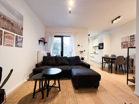 Instapklaar appartement met twee slaapkamers en terras nabij station Gent-Sint-Pieters - Foto 4