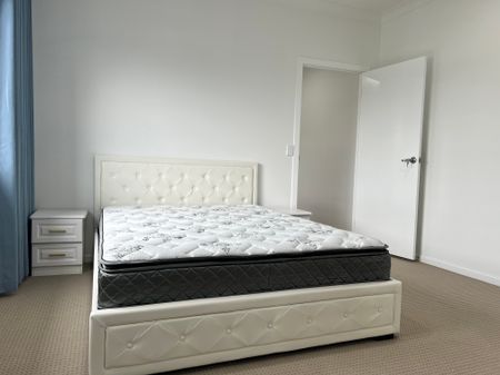 Brand new furnished units for rent! - Photo 3