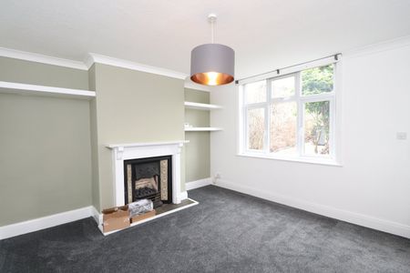 2 bedroom terraced house to rent - Photo 4