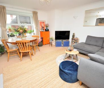 2 bedroom apartment to rent - Photo 2