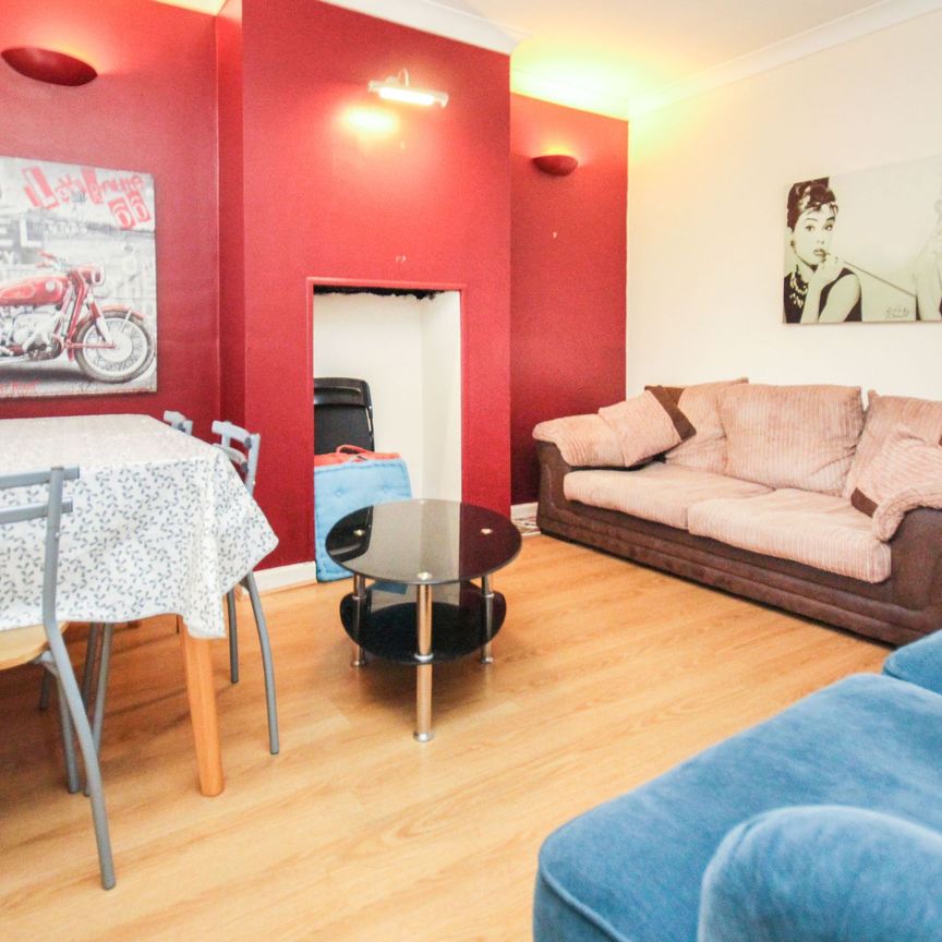 Portland Road, Bournemouth, BH9 - Photo 1