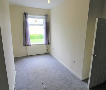 Middleton Road, LS27 - Photo 3