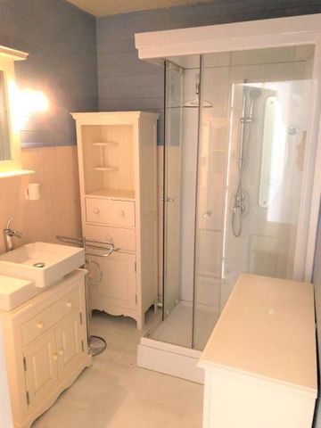 Location Appartement 3 pièces 65m² ST CHAMOND 42400 - Photo 3