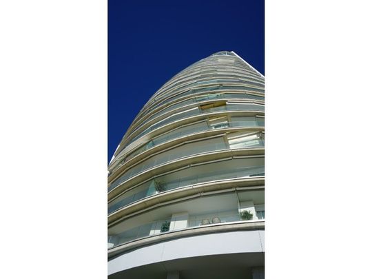 Luxury Flat for rent in Benidorm, Valencia - Photo 1