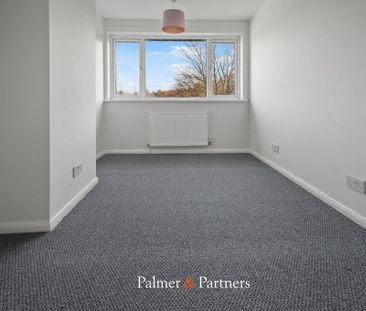 4 bedroom terraced house to rent - Photo 1