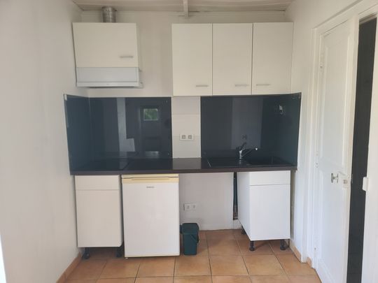 Location Appartement 1 pièce 25m² ANGERS 49100 - Photo 1