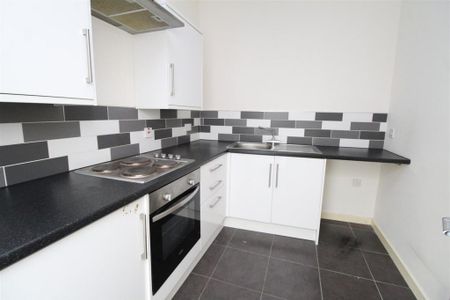 2 bedroom apartment to rent - Photo 2