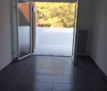 T3 AVEC TERRASSE ET GARAGE - Photo 5