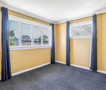 2 Bedroom House on Elizabeth - Photo 3