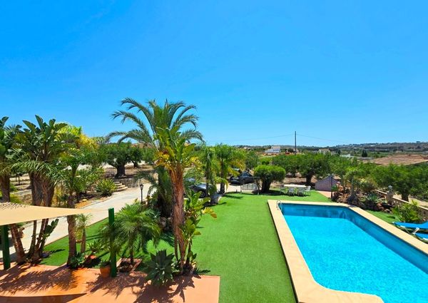 WIDE ESTATE FOR RENT IN TEULADA FOR LONG TERM