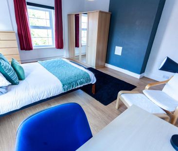 5 bedroom semi-detached house to rent - Photo 3