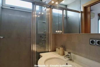 Carrer de Wellington, Barcelona, Catalonia 08005