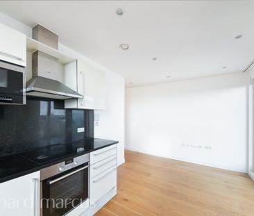 Altyre Road, Croydon - Photo 3