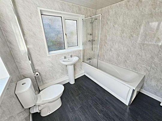 Berw Road, Pontypridd, CF37 - Photo 1