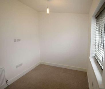 Holland Park, Exeter, EX2 - Photo 1