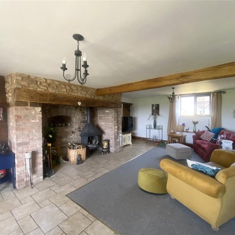 3 bedroom semi-detached house to rent - Photo 1