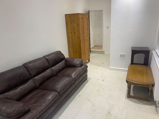 Room in a Shared House, Banff Road, M14 - Photo 1