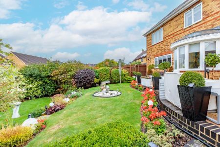 4 bedroom detached house to rent - Photo 4