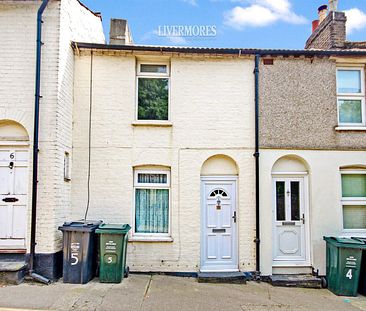 1 bedroom Terraced House to let - Photo 3